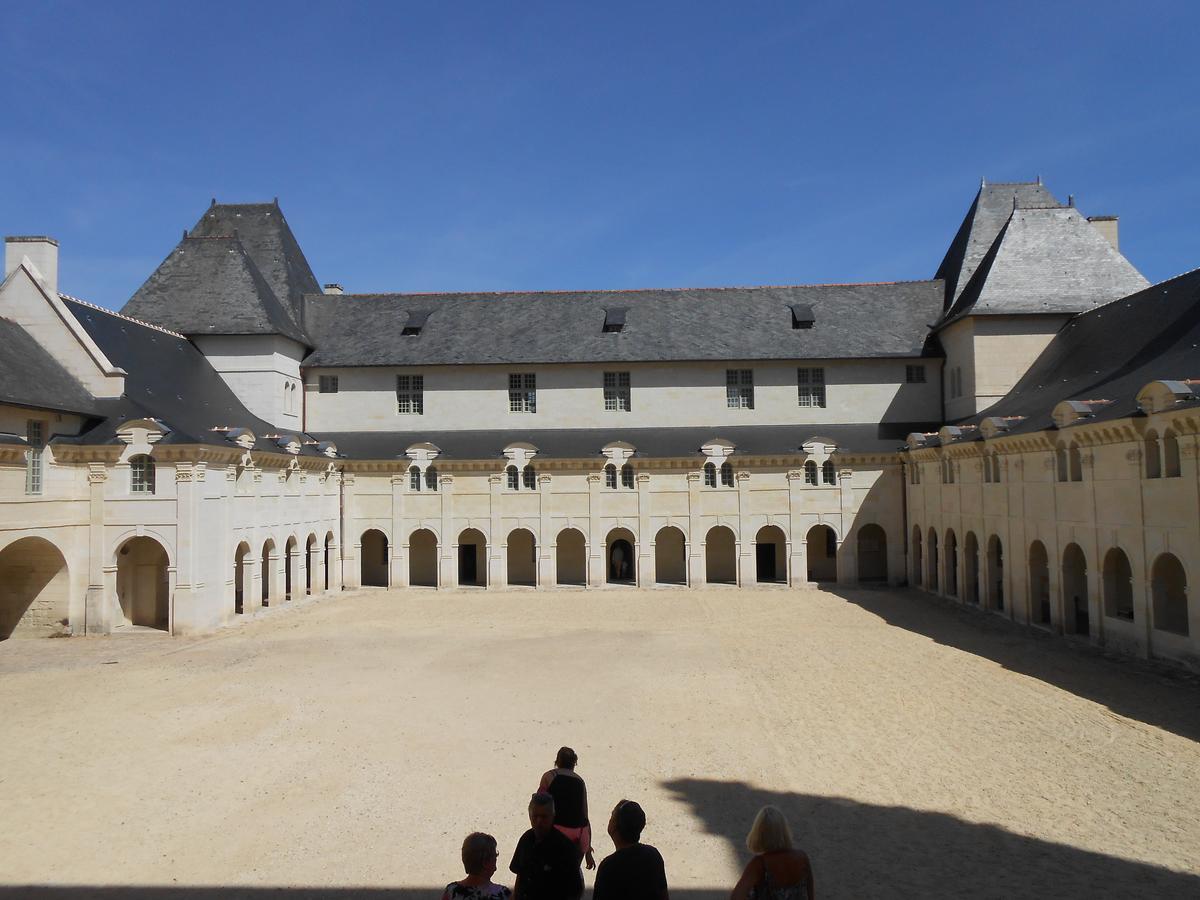 Gite-Civray-De-Touraine Maison De Denise Ngoại thất bức ảnh
